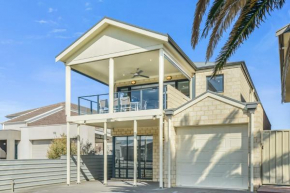 15A Elliot - BYO Linen - Wi-Fi - Close to Beach